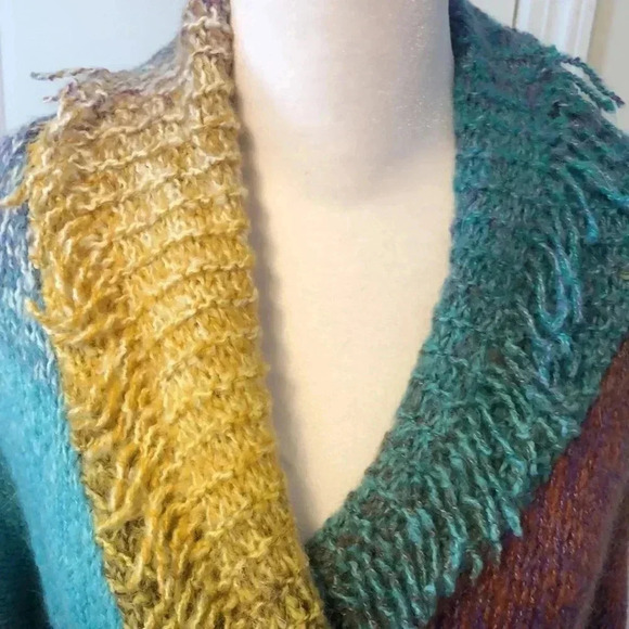 Greylin long sweater with open side pockets and tie at waist. - Picture 3 of 8